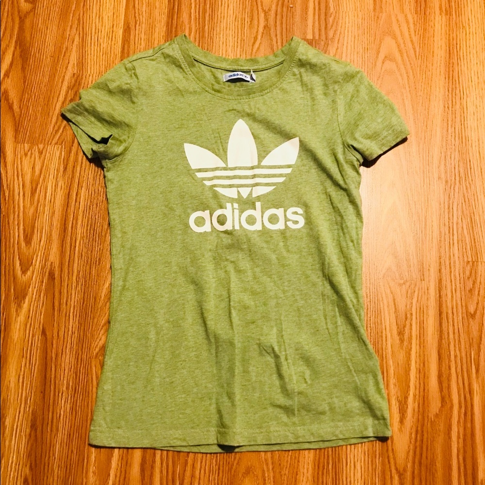 Adidas tee